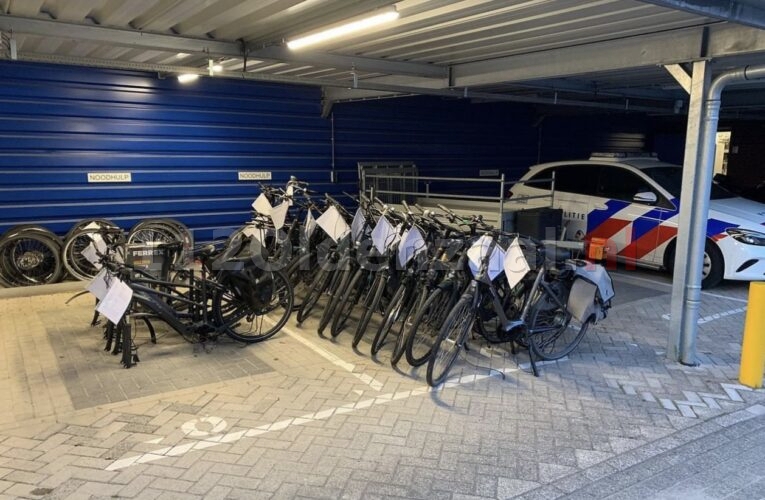 22 gestolen fietsen aangetroffen in woning Oldenzaal