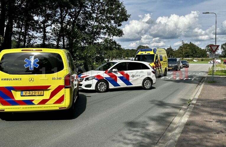 Voorbijgangers treffen zwaargewonde man aan langs fietspad in Oldenzaal