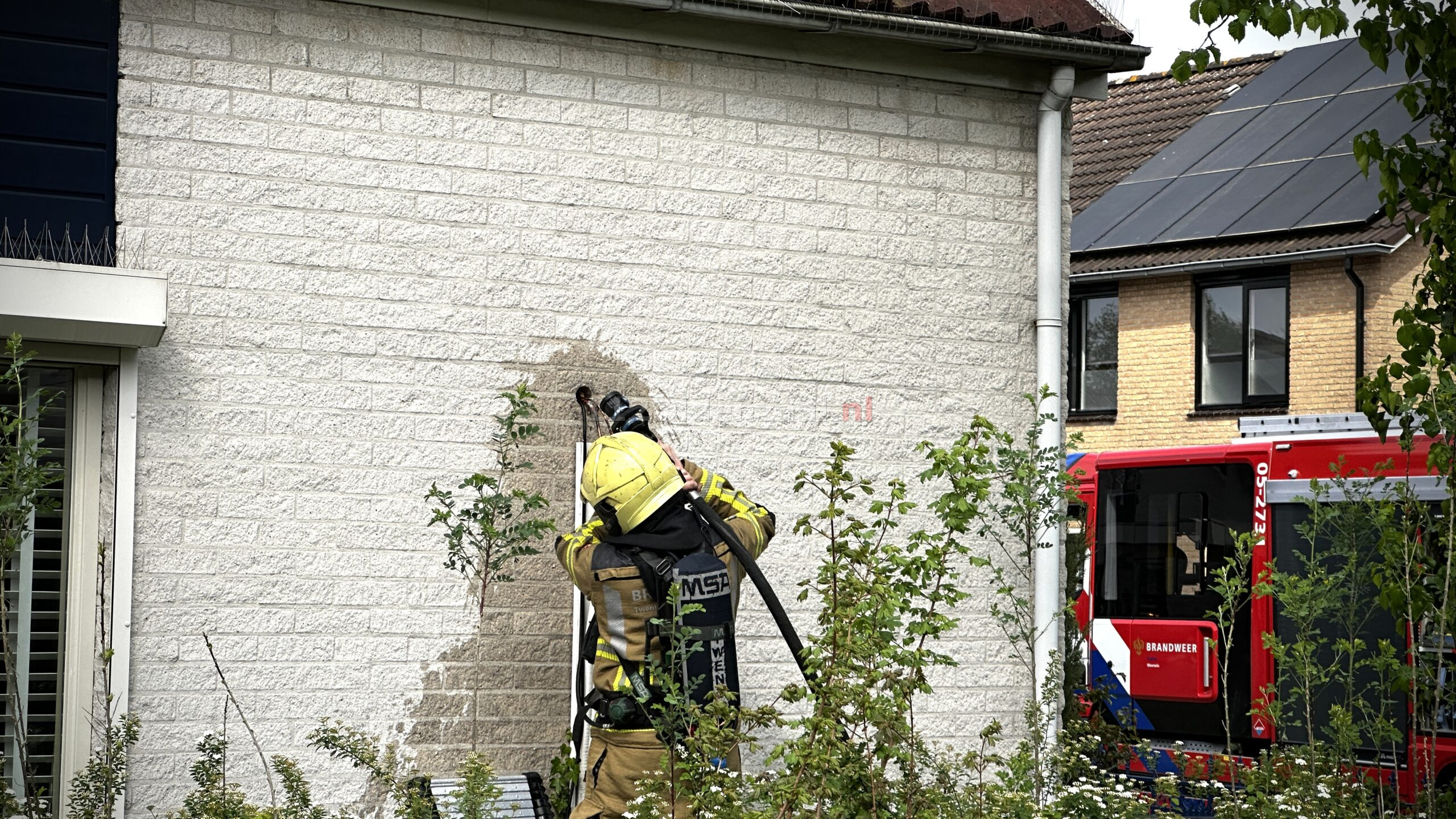 Brandweer rukt uit voor melding woningbrand in Oldenzaal