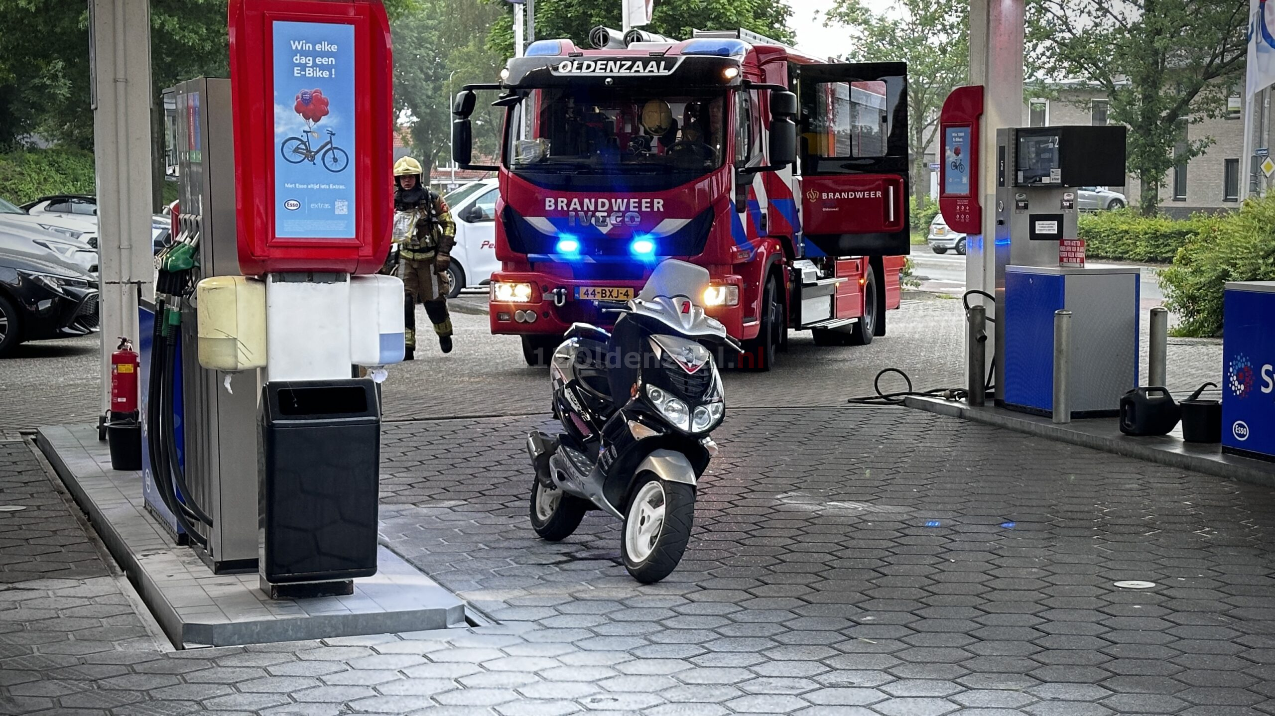 Brandweer rukt uit voor brand bij tankstation in Oldenzaal