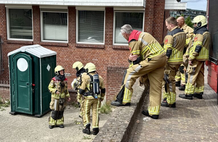 Brandweer rukt uit voor brand in Dixi centrum Oldenzaal